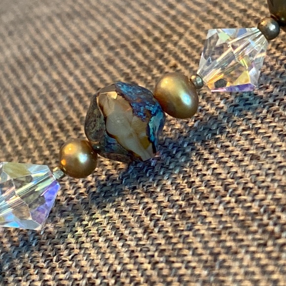 Vintage Crystal and Gold Pearl Bracelet - Picture 5 of 7